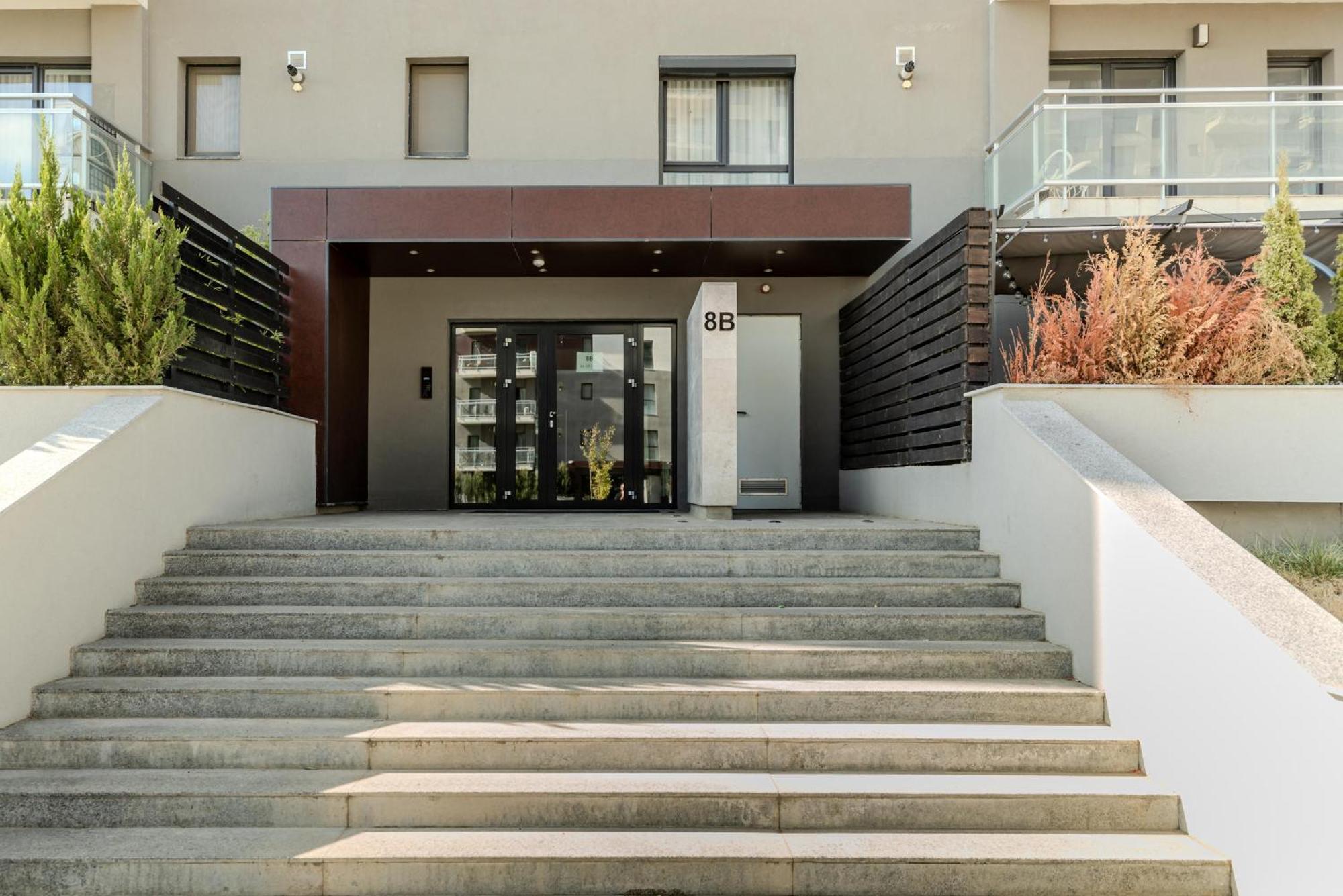Perfect Stay: Urban Heaven In Aviatiei Business Area Bukareszt Zewnętrze zdjęcie